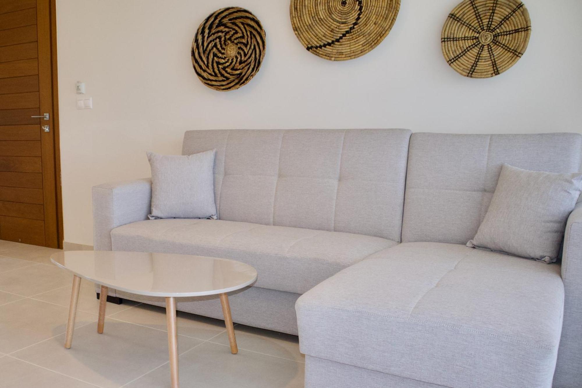 Resitour - Aphrodite Beachfront Pirgos Psilonerou Номер фото